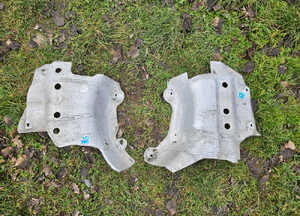 Oslona Oslony Termiczne Wydechu Dwa Wydechy Quattro Komplet Audi A4 B6 B7 2