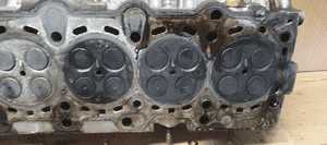 Głowica zawory BMW 3 E90 3.0D 7792753 7