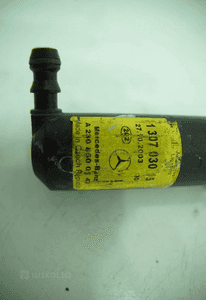 Spryskiwacz reflektora lewego A2308600147 mercedes sl R230 5