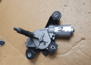 SILNICZEK TYLNEJ WYCIERACZKI MEGANE III 0390201847 2