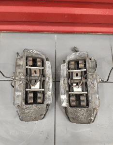 Audi Q7 4L 3.0TDI brembo zacisk hamulca prawy lewy przód zaciski oryginał 1