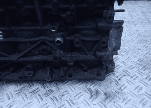 Blok silnika 2.0 tdi bre !!! 1