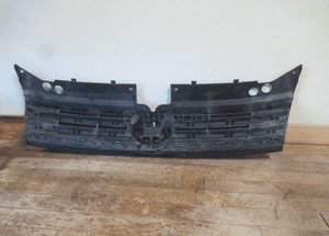 Grill gril atrapa vw tiguan ii 2 5NA853653B 2015-2020 12