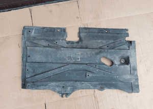 Osłona podwozia płyta lewa BMW E39 8176757 1