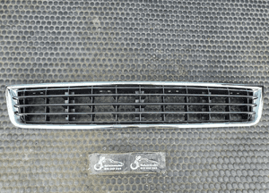 Kratka Halogen Srodkowa Zderzaka Ramka Chrom Maskownica AUDI A4 B6 9