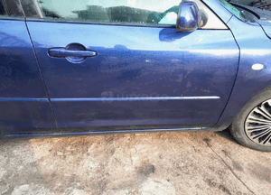 Mazda 3 BK 03-09 Drzwi Prawe przednie przód szyba w kolor 25E 3