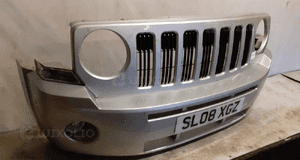 Zderzak przód przedni jeep patriot halogeny srebny 2