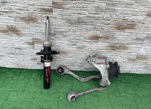 ZWROTNICA WAHACZE AMORTYZATOR BMW X3 G01 X4 G02 6880606 6882596 1