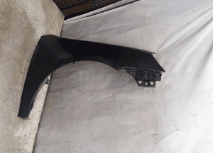 Błotnik przód przedni prawy do volkswagen  golf v 5 hb LC5F 2