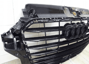 Grill atrapa audi A3 8V 12-16r s-line radar sedan 8V5853651C 5