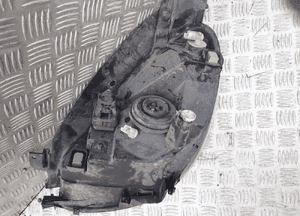 Lampa prawy przód citroen picasso radom 3