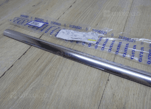 Volvo V70 XC70 listwa prawa chrom szyby karoserii 31299712 4