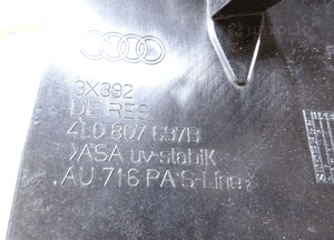 Kratka zderzaka lewa AUDI Q7 S-LINE 4L0807697B 6