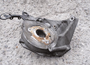 Łapa pompy wtryskowej peugeot 807 C8 phedra scudo jumpy 2.2 hdi 96389217 1