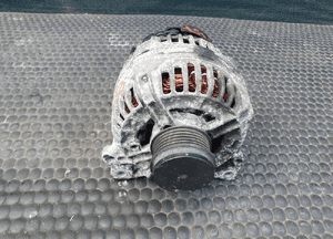 Alternator 028903029Q 0124525010 Diesel 140A BOSCH 1.9 TDI Audi A4 B6 B7 VW Skoda Seat 1
