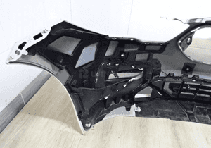 Zderzak przód BMW F44 19- pdc6 12