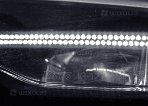 Toyota Bz4X lampa lewa full led 10