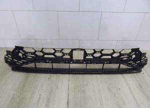 Kratka zderzaka przód AUDI A3 8Y LIFT 8Y0807647D 1