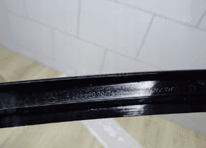 Listwa ozdobna drzwi kierowcy Mercedes-Benz W206 A2066907600 6