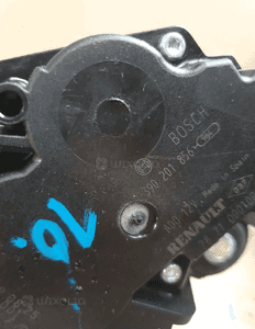 SILNICZEK WYCIERACZKI TYŁ RENAULT nr 0390201856 3