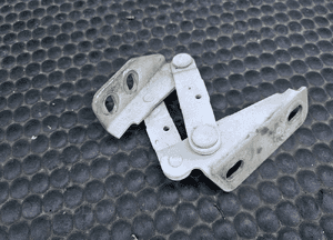 Zawias Zawiasy Maski 9017500351 9017500451 Ogranicznik Drzwi Tyl Mercedes Sprinter 901 903 95-06r VW LT 10