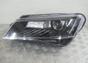 Lampa przednia lewa skoda superb iii bi-xenon skrętna 2015- 1