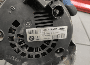 BMW N47 2.0D F30 F10 F25 F20 ALTERNATOR KOMPLETNY 180A ORYGINAŁ ZDROWY 8