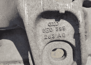 Audi A4 B6 B7 1.9 2.0  belka pod skrzynie biegow 8E0 399 263 AG S AL 3