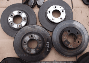 Mazda MPV 2.0 citd 02-06 Tarcze hamulcowe  klocki 1