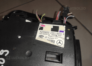 Mercedes clk W209 lampka oświetlenie wewnętrzne kabiny ładny stan 9