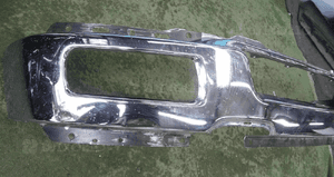 Ford chromowy nowy zderzak przedni 2
