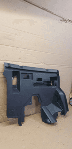 Osłona deski konsoli plastik pod kierownicę Mercedes W245 A1696800039 2
