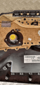 Bmw X1 E84 boczek drzwi lewy przód przedni 12