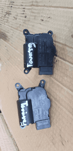 Silniczek klap nagrzewnicy VW Touareg 52411483 7L0907511AB 7L0907511AE 1