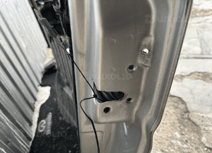 mercedes  VITO VIANO 639 drzwi prawe srebrne  ocynk lakier 744 8