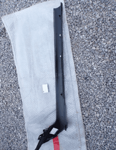 Listwa szyby lewej ford transit MK6 YC15-V03682-ATJAAG oryginał 2