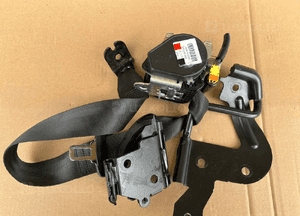 Pas bezpieczeństwa tylny lewy z nabojem 628707200 Land Rover Discovery Sport L550 1