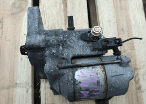 Toyota Yaris I II rozrusznik 1.4 D4D 4