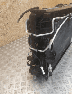 Opel insignia b chłodnica wentylator komplet 84208068 23336302 84000788 2