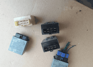 Mazda 626 323 323f  MX-6 MX-5 MX-3 Xedos Przerywacz kierunkowskazów przekażnik 2