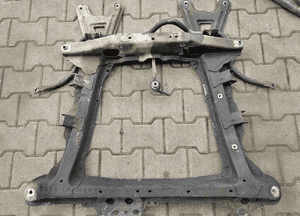 Renault Kangoo I 1 belka wózek sanik pod silnik przód