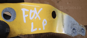 Mocowanie błotnika uchwyt lewy przód VW Fox 5Z0821141 5