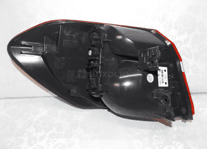 Lampa prawa tył tylna bmw 2 F45 3