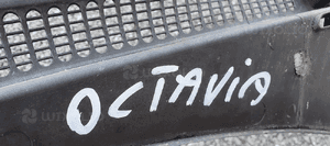 Podszybie osłona podszybia Skoda Octavia II 1Z1819415F 1Z2819415F 8