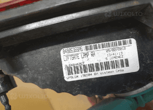 Lampa w klape prawa dodge journey 04806368AB 3