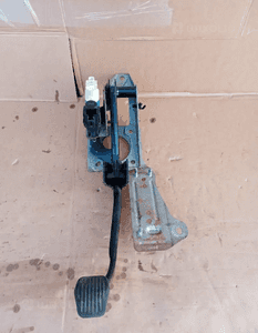 Pedał hamulca Ford Focus MK2 4M51-2467-AN 2