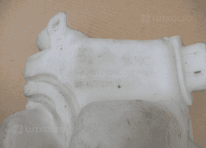 ZBIORNICZEK SPRYSKIWACZY PEUGEOT 207 964833758003 2