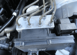 POMPA HAMULCOWA ABS MERCEDES C-KLASA W203  A0325459132 2000- 1