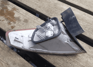 Tyl tylna lampa prawa ford mondeo MK4 sedan/hb 4