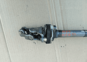 Toyota Avensis Verso krzyzak walek kierowniczy 2